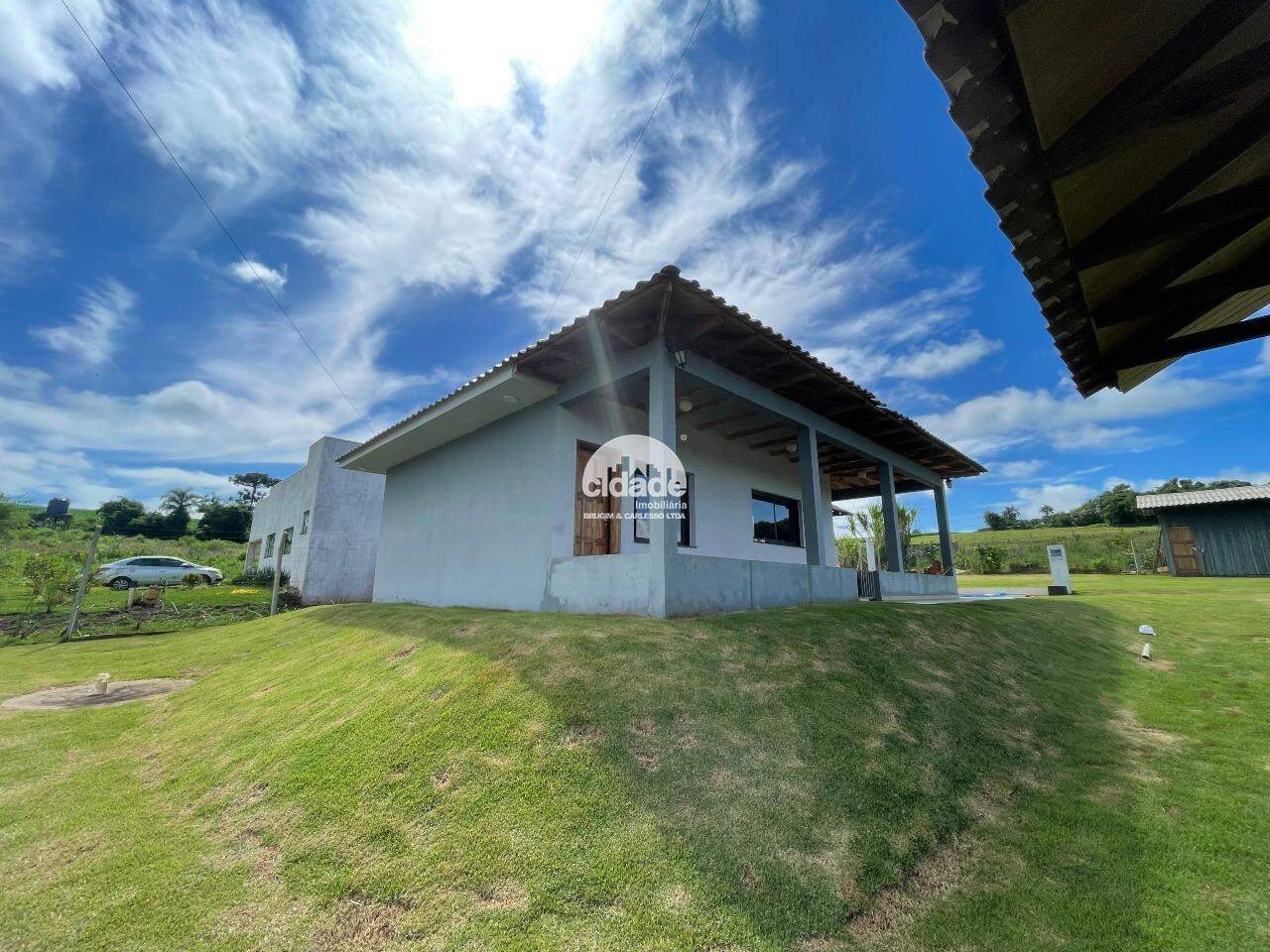 Casa residencial à venda, 2 quartos, 1 vaga, Santa Felicidade – Cascavel/Pr