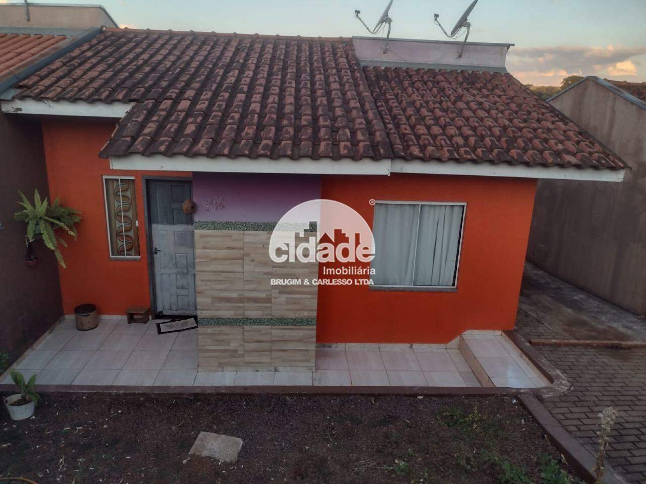 Casa residencial à venda, 3 quartos, 1 vaga, Cataratas – Cascavel/Pr