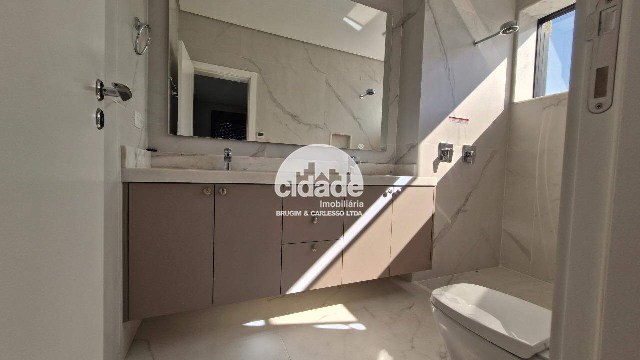Apartamento para aluguel, 3 suítes, 3 vagas, Centro – Cascavel/Pr