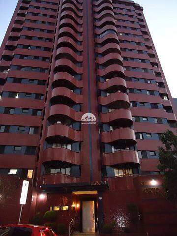 Apartamento 3 quartos (1 suíte) na Frente, Centro de Cascavel • 2 vagas • Portaria 24h e lazer