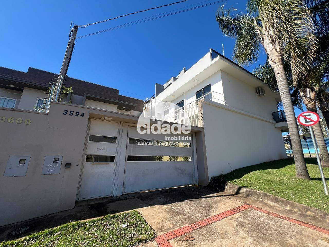 Sobrado para aluguel, 2 quartos, 1 suíte, 3 vagas, Cancelli – Cascavel/Pr