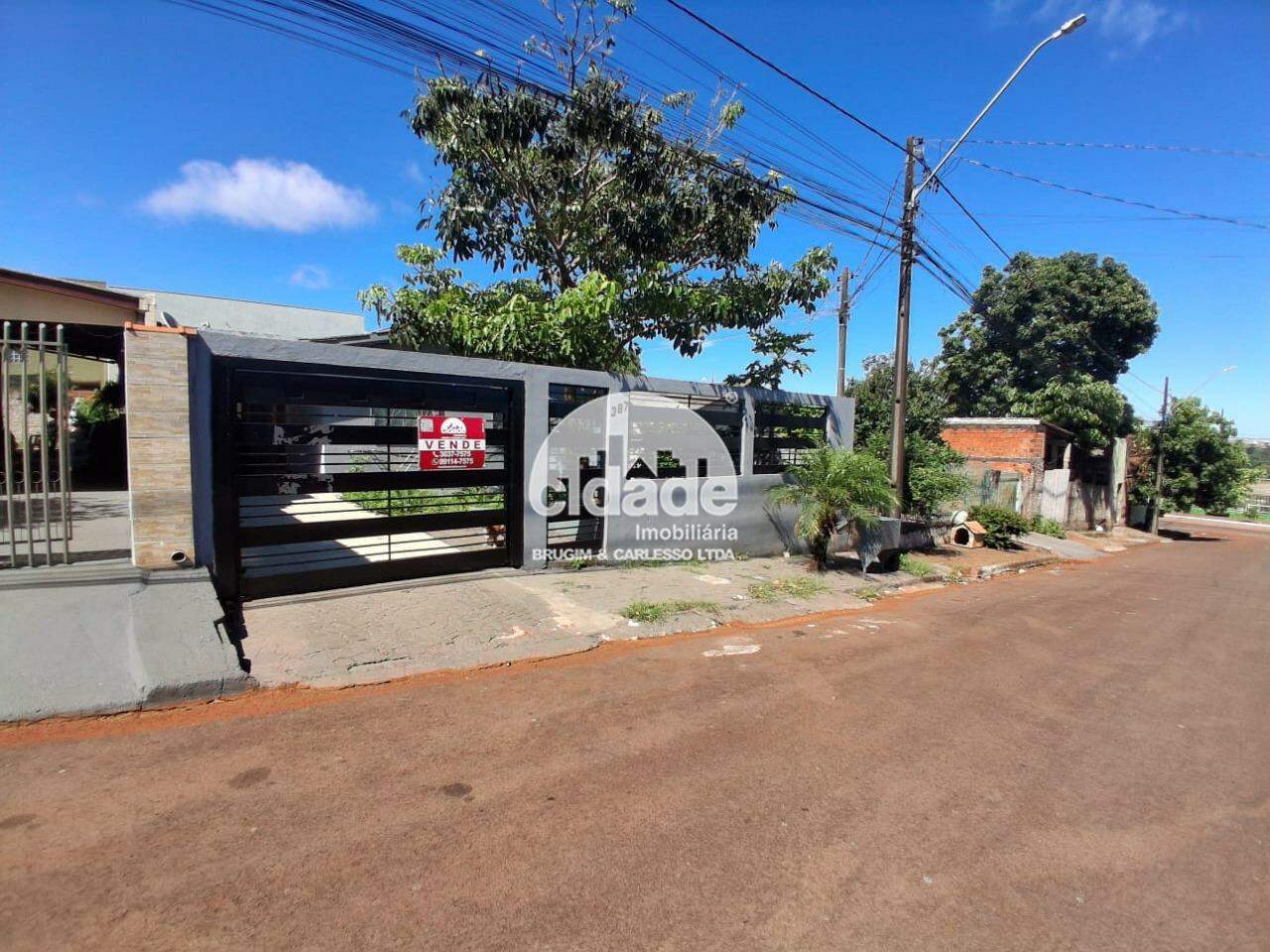 Casa à venda, 2 quartos, 2 vagas, Floresta – Cascavel/Pr