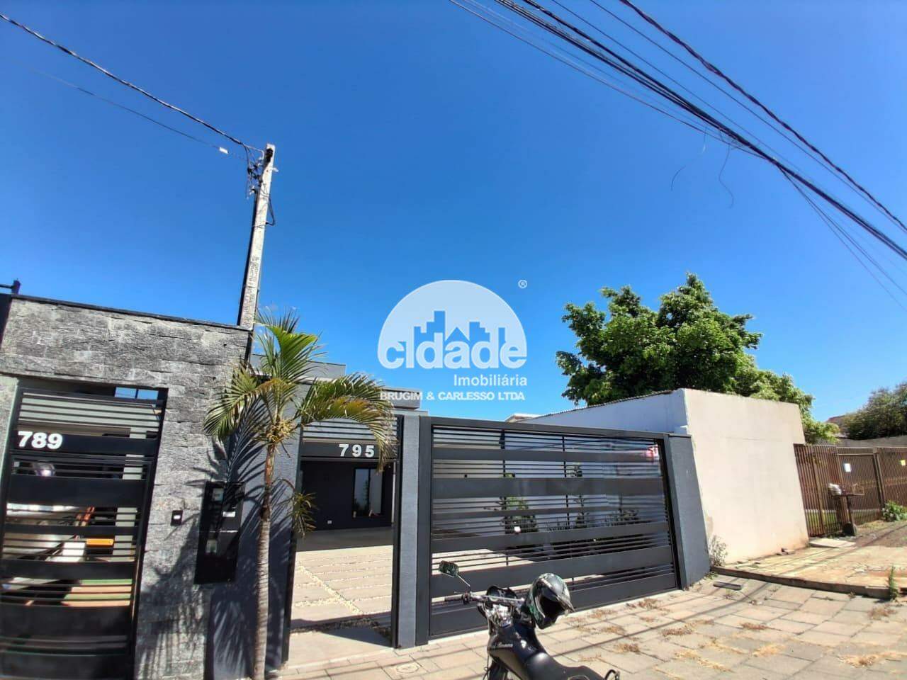 Casa residencial à venda, 2 quartos, 1 suíte, 2 vagas, Alto Alegre – Cascavel/Pr