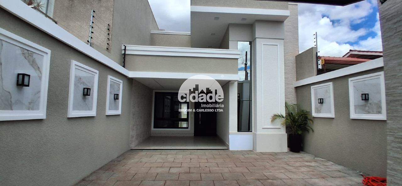 CASA DE ALTO PADRÃO – MODERNA E SOFISTICADA