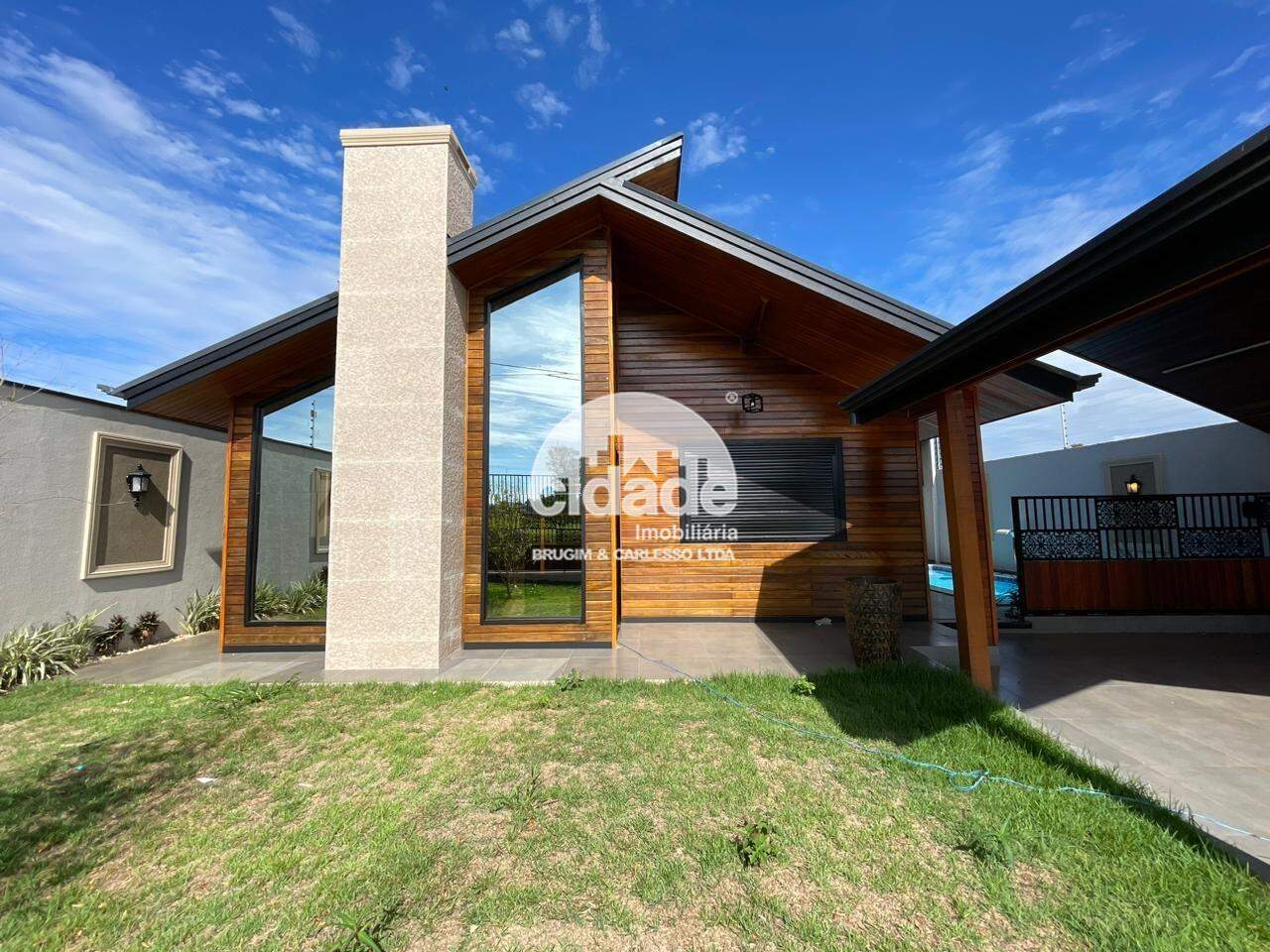 Casa à venda, 2 quartos, 1 suíte, 3 vagas, Recanto Tropical – Cascavel/Pr