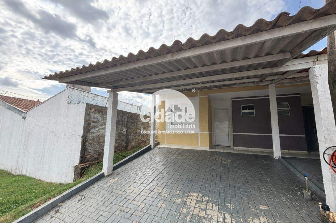 OPORTUNIDADE IMPERDÍVEL! CASA COMPLETA E MODERNA SEMI MOBILHADA