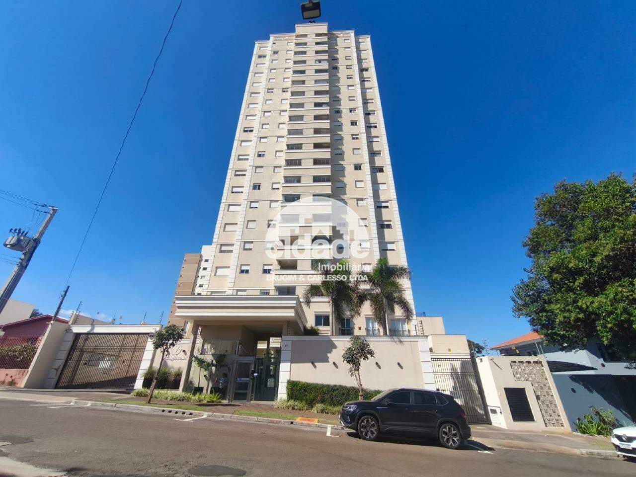 Apartamento 3 Dormitórios no Centro de Cascavel — 2 Vagas, Varanda Gourmet, Mobiliado