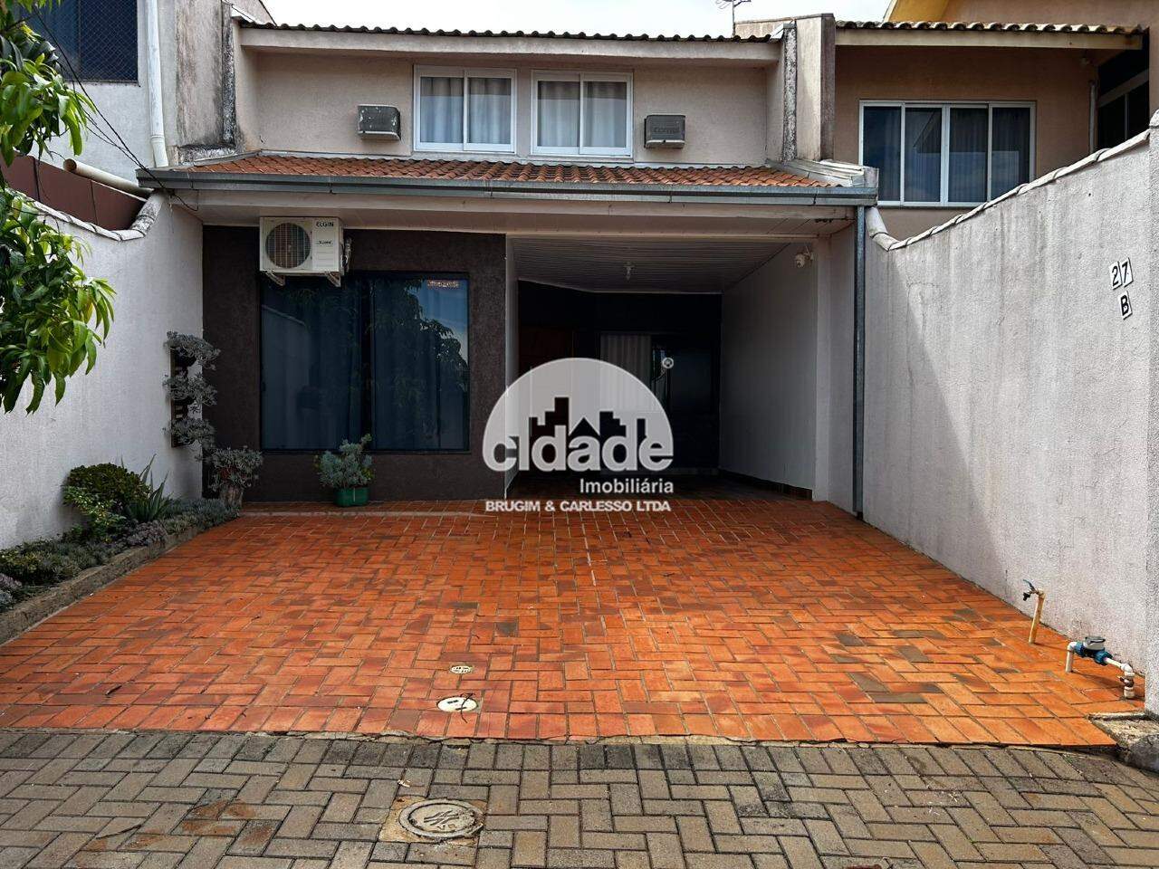 Sobrado à venda no Condomínio Gramado II – Cascavel