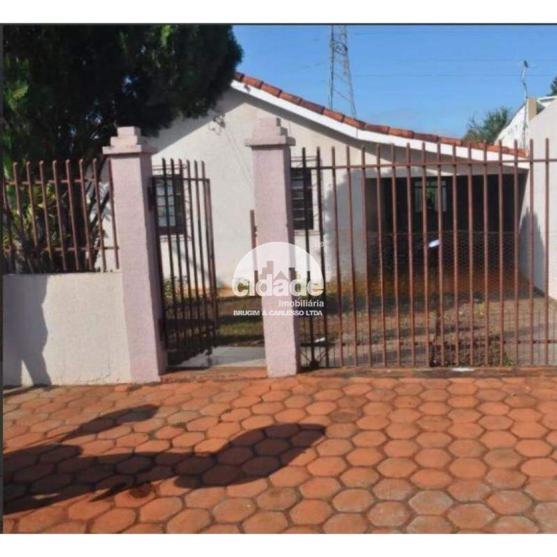 Casa à venda, 3 quartos, 2 vagas, Guarujá – Cascavel/Pr