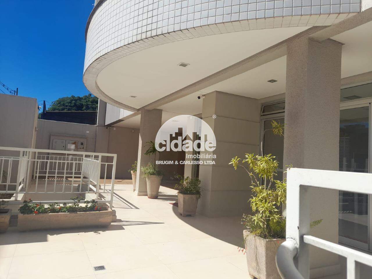 Apartamento à venda, 1 quarto, 1 suíte, 2 vagas, Centro – Cascavel/Pr