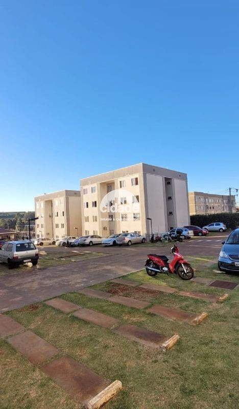 Apartamento à venda com 2 quartos, 1 vaga de garagem, no bairro Floresta, em Cascavel/PR