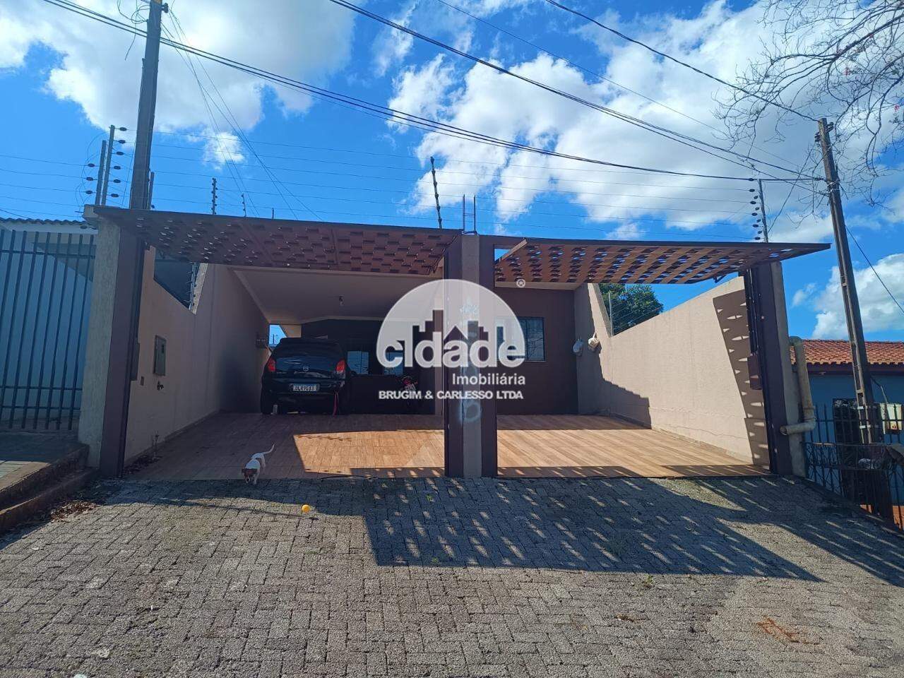 EXCELENTE OPORTUNIDADE CASA NO BAIRRO UNIVERSITÁRIO!