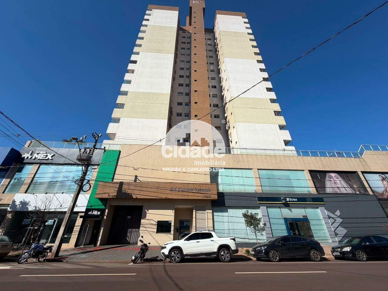 Apartamento de Alto Padrão no Centro – Edifício Guiomar Resende – no Centro – Cascavel – Pr
