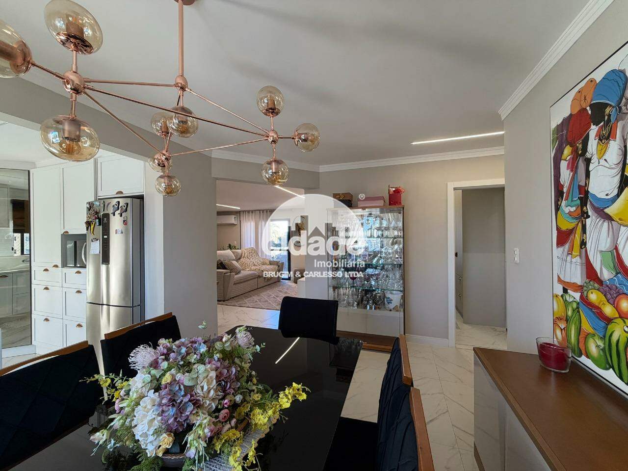 Apartamento Centro Cascavel: Semimobiliado, 2 Suítes