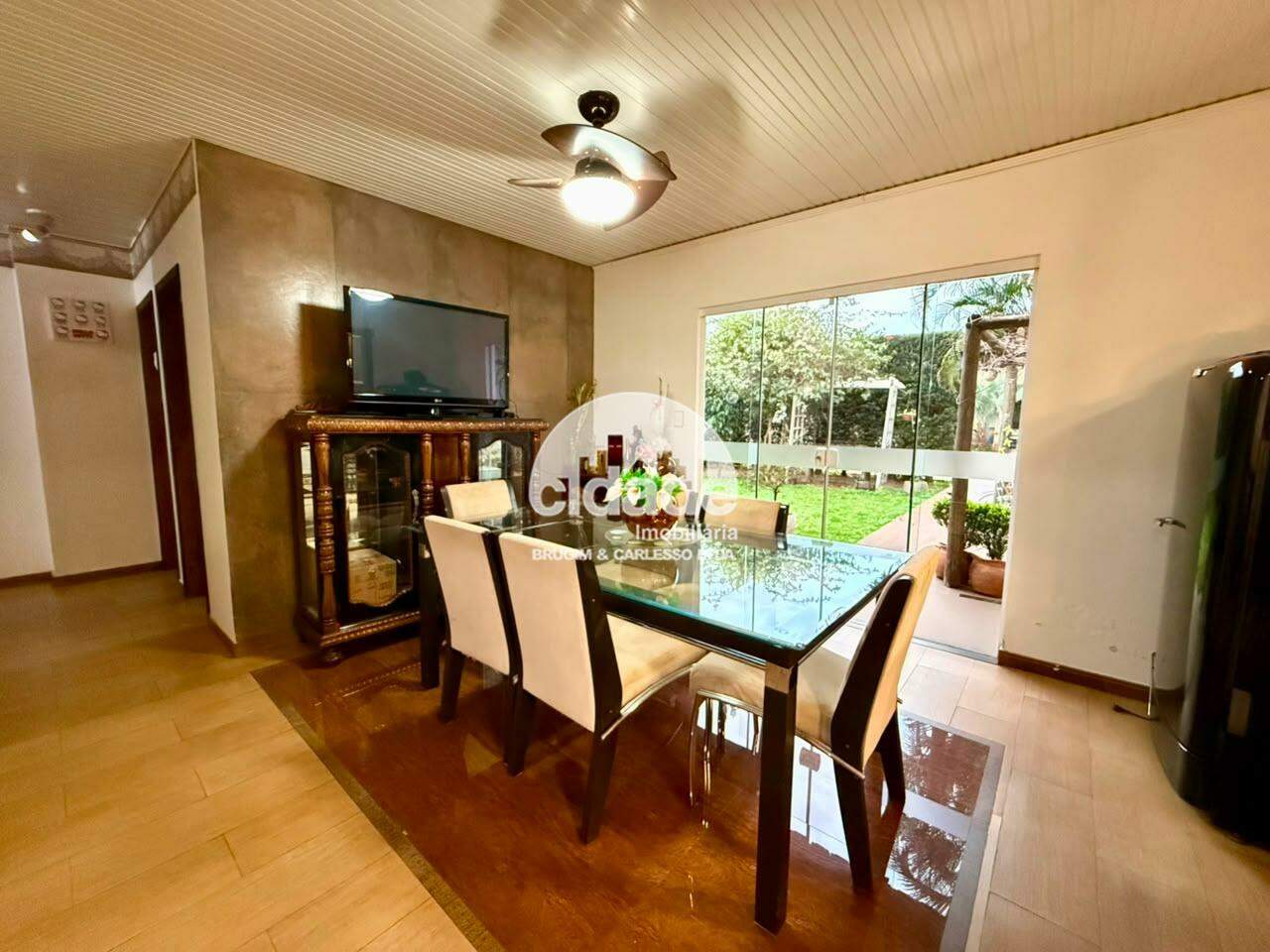Casa à venda, 2 quartos, 1 suíte, 4 vagas, Neva – Cascavel/Pr