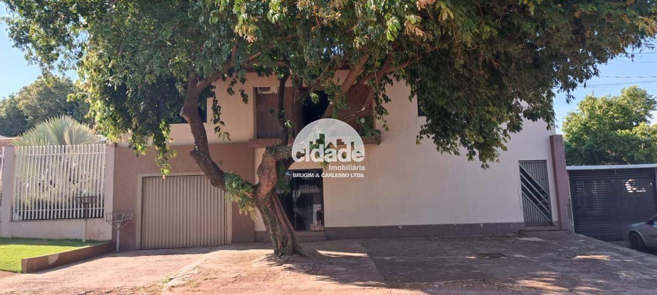 Sobrado à venda, 3 vagas, Alto Alegre – Cascavel/Pr