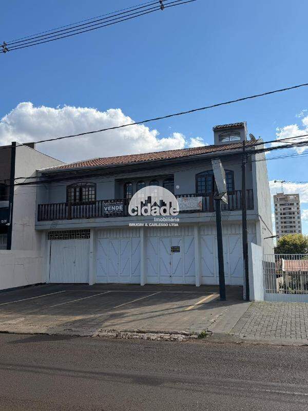 Sobrado à venda, 324 m²,com área total de 628m²,para fins comercial e residencial Coqueiral – Cascavel/PR