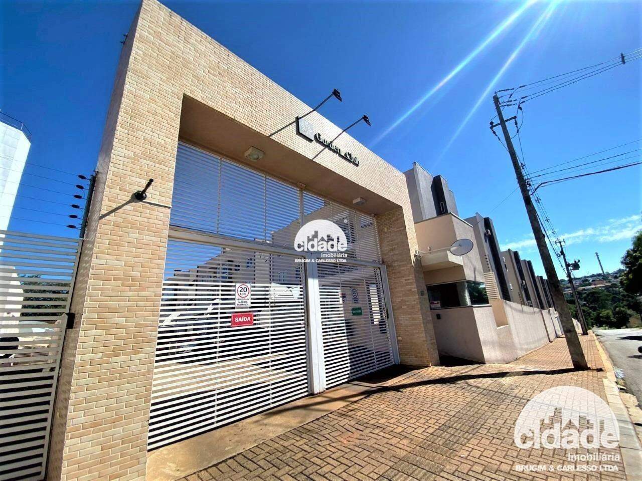 Apartamento à venda com 1 suíte e 2 quartos, 1 vaga de garagem, no bairro Cancelli, em Cascavel/PR