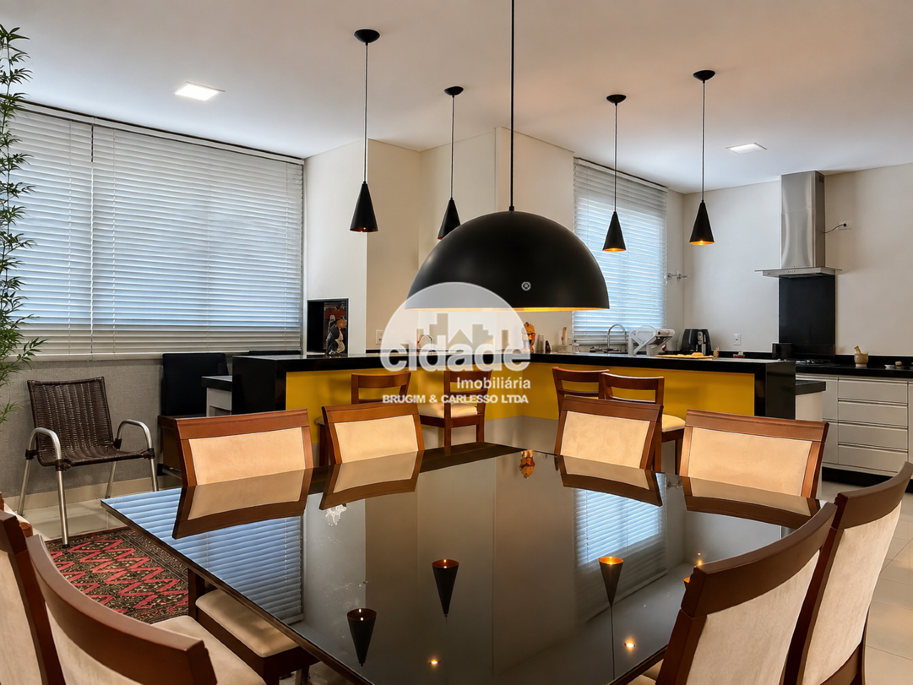 Apartamento à venda, 3 quartos, 3 suítes, 4 vagas, Centro – Cascavel/Pr