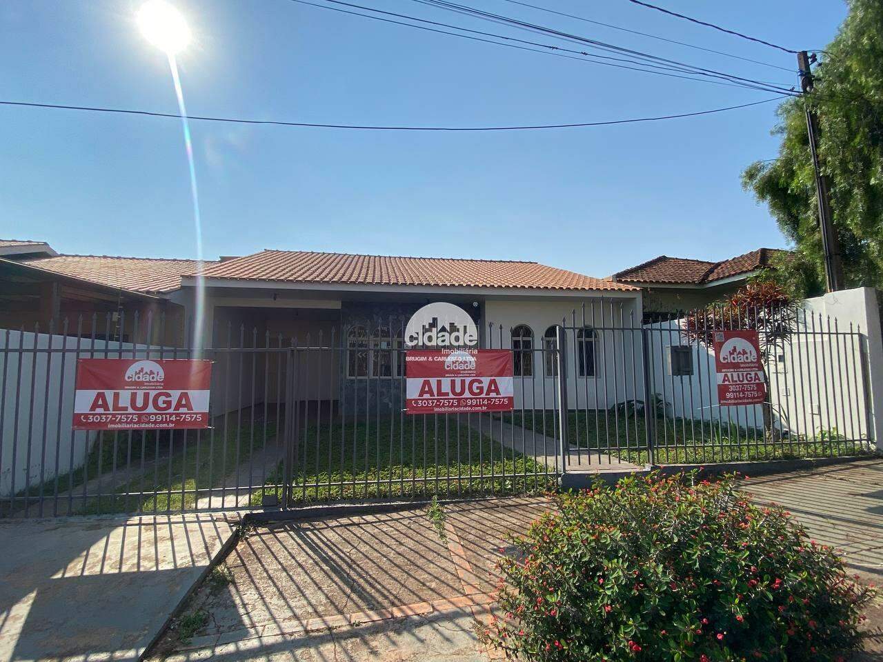 Casa comercial para aluguel, 2 quartos, 1 suíte, 2 vagas, Centro – Cascavel/Pr