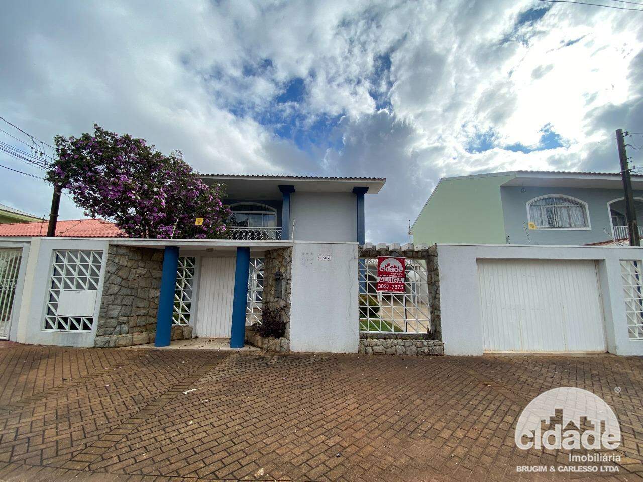 Sobrado para aluguel, 3 quartos, 1 suíte, 8 vagas, Vila Tolentino – Cascavel/Pr