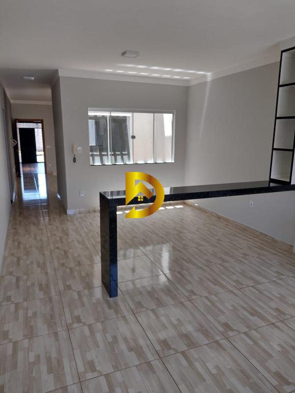 Casa à venda no Jardim Nenê Gomes: 