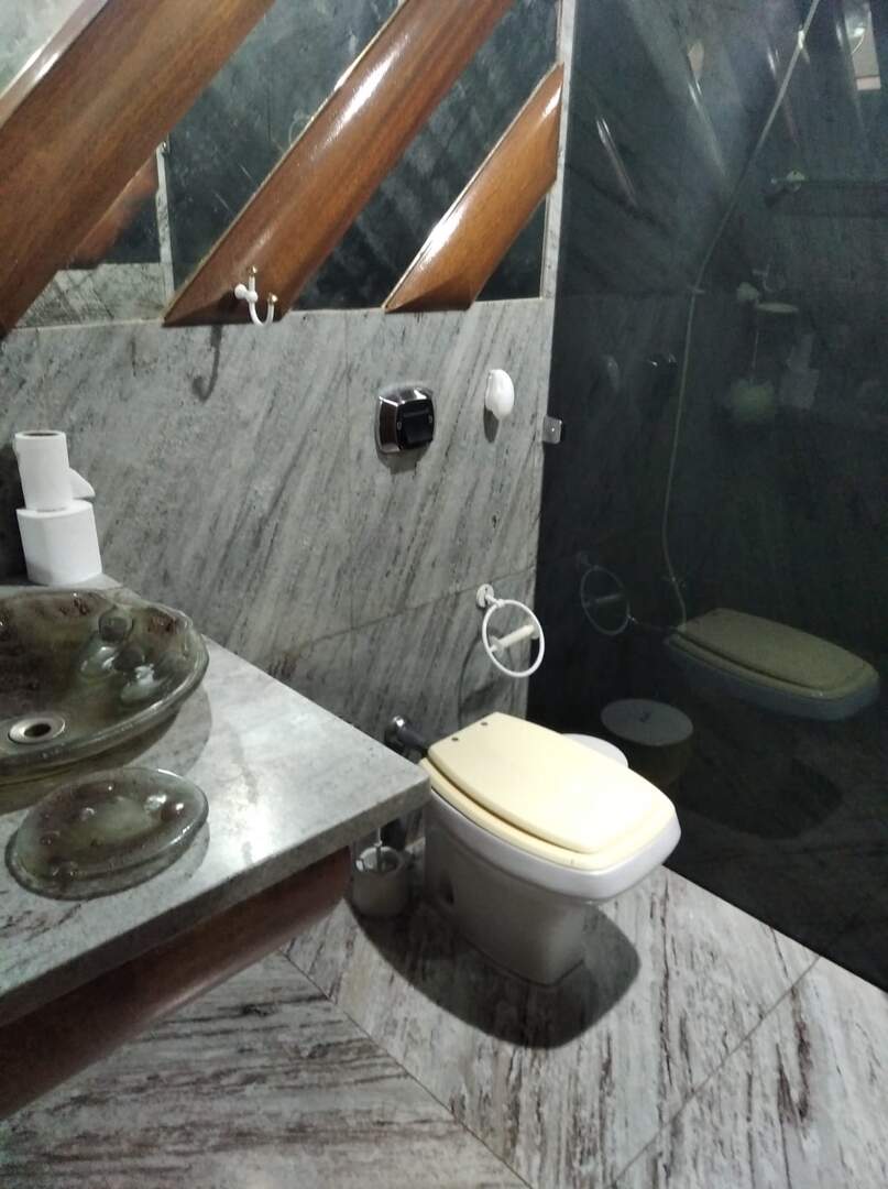 Casa à venda no Centro: 75e5c7e6-8bc8-4429-b8b8-f0747e1f2d75.jpg