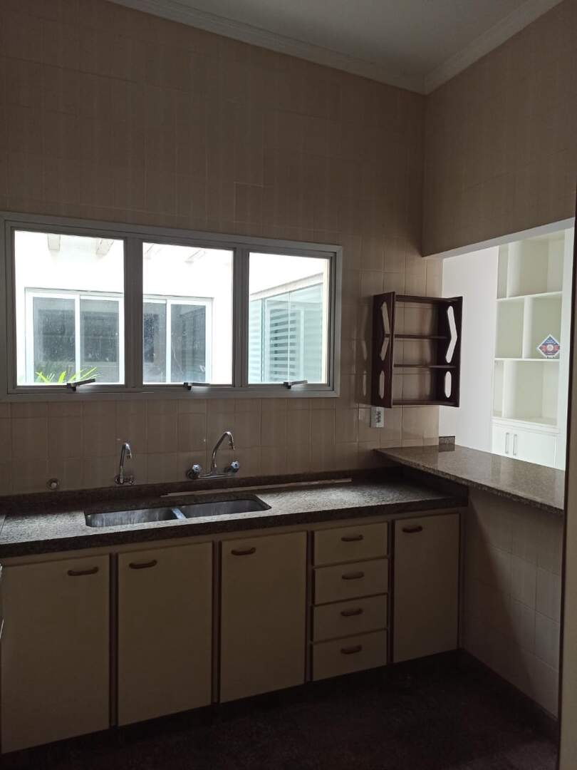 Casa à venda no Centro: WhatsApp Image 2023-01-05 at 16.52.11 (1).jpg