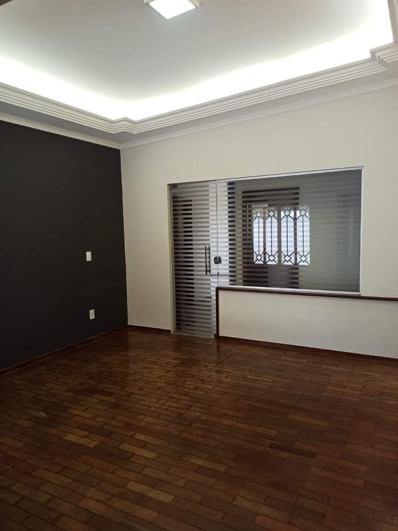 Casa à venda no Centro: WhatsApp Image 2023-01-05 at 16.52.11 (2).jpg