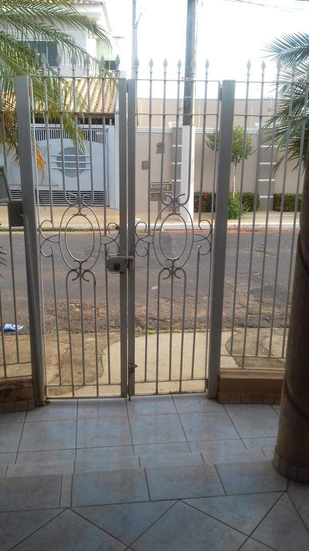 Casa à venda no RESIDENCIAL MARIA SILVEIRA: 20180821_171714