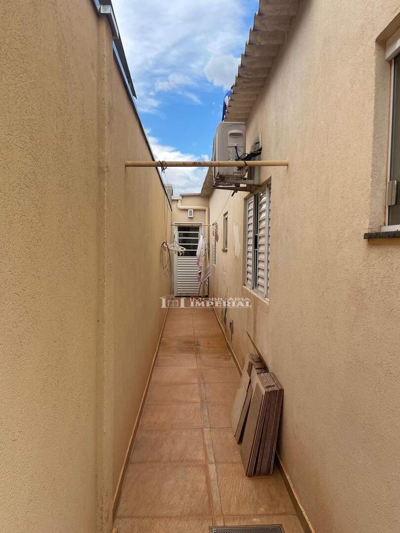 Casa à venda no JARDIM RESIDENCIAL ALVORADA: 0b28351e-2d66-4cf9-bcce-2f55b1053bf0.jpg