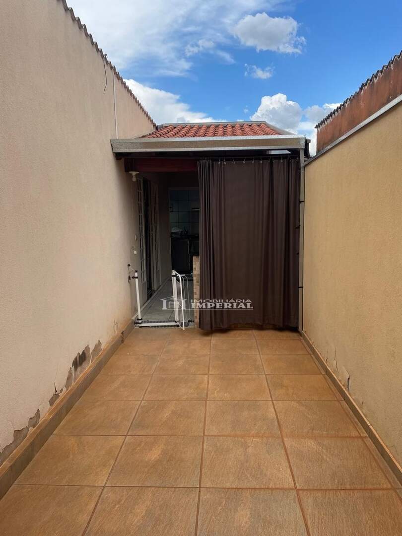 Casa à venda no JARDIM RESIDENCIAL ALVORADA: 0d4af72b-57af-437d-ac47-4f9d29ed52e9.jpg