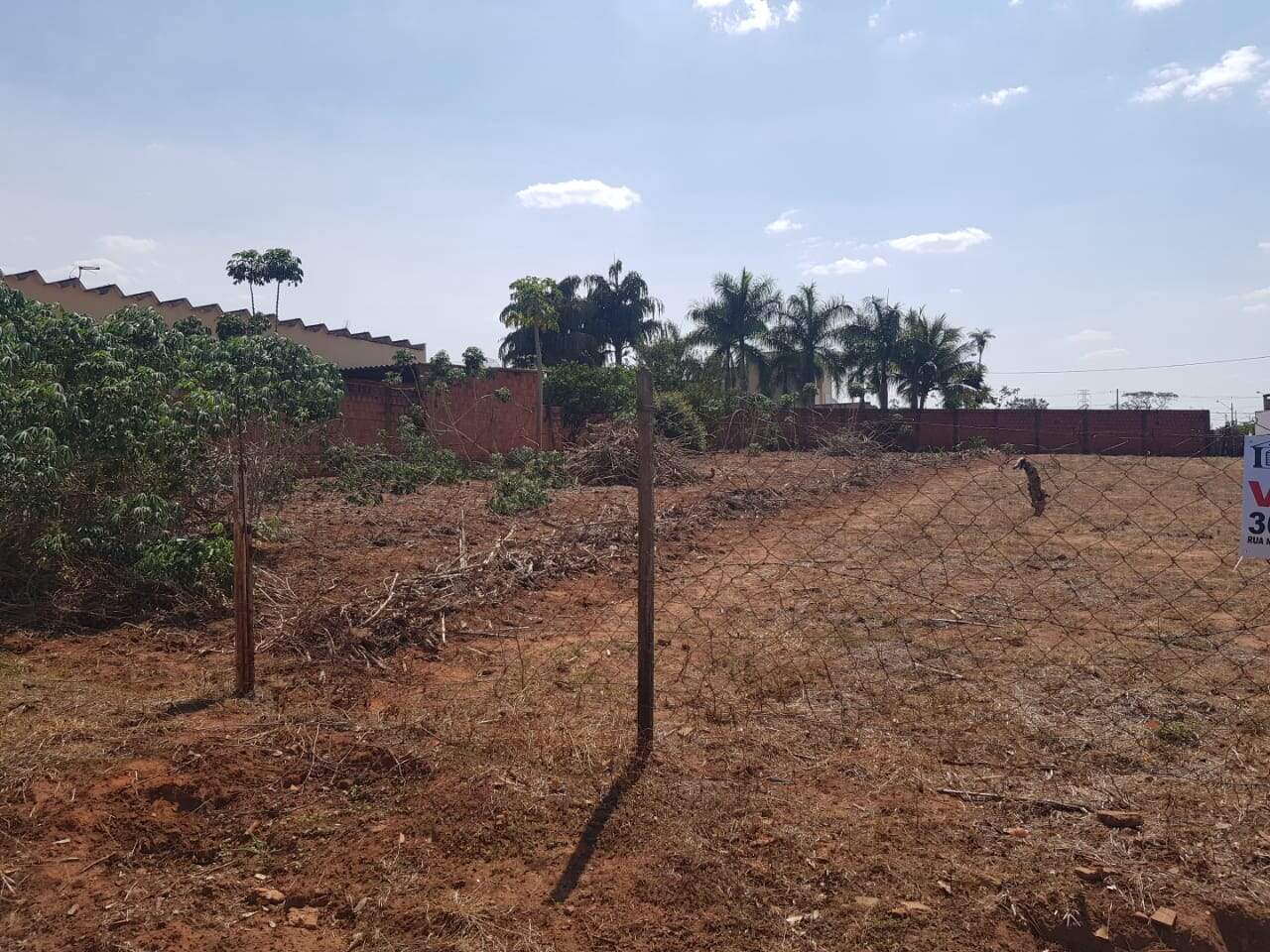 Terreno à venda no Jardim Santo Expedito: IMG-20190912-WA0005.jpg