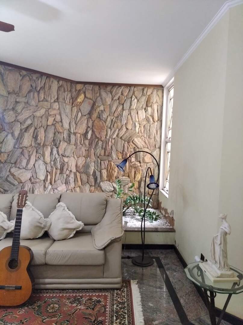 Sobrado à venda no Centro: 29ace0c6-1ac4-4c72-a4b8-89b678faddf9.jpg