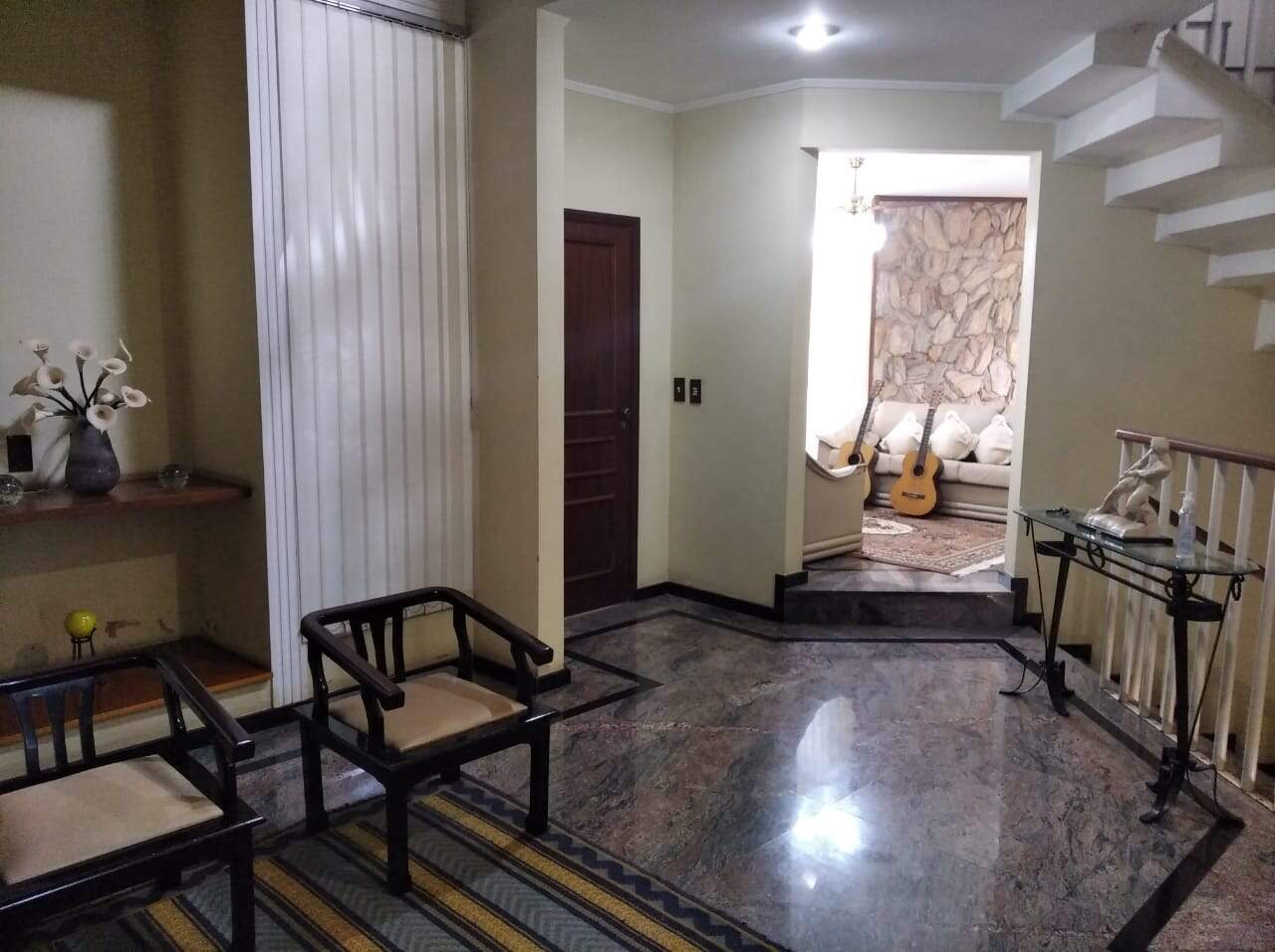 Sobrado à venda no Centro: c60185f7-0f75-4288-bdf5-3f103616ec51.jpg