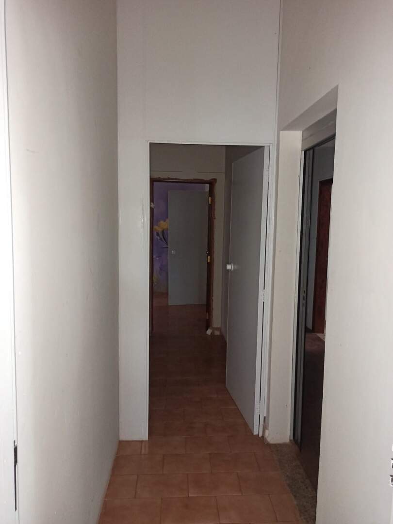 Casa à venda no Centro: 24b1ddcc-fad7-4747-b1ca-aee3888527b0.jpg