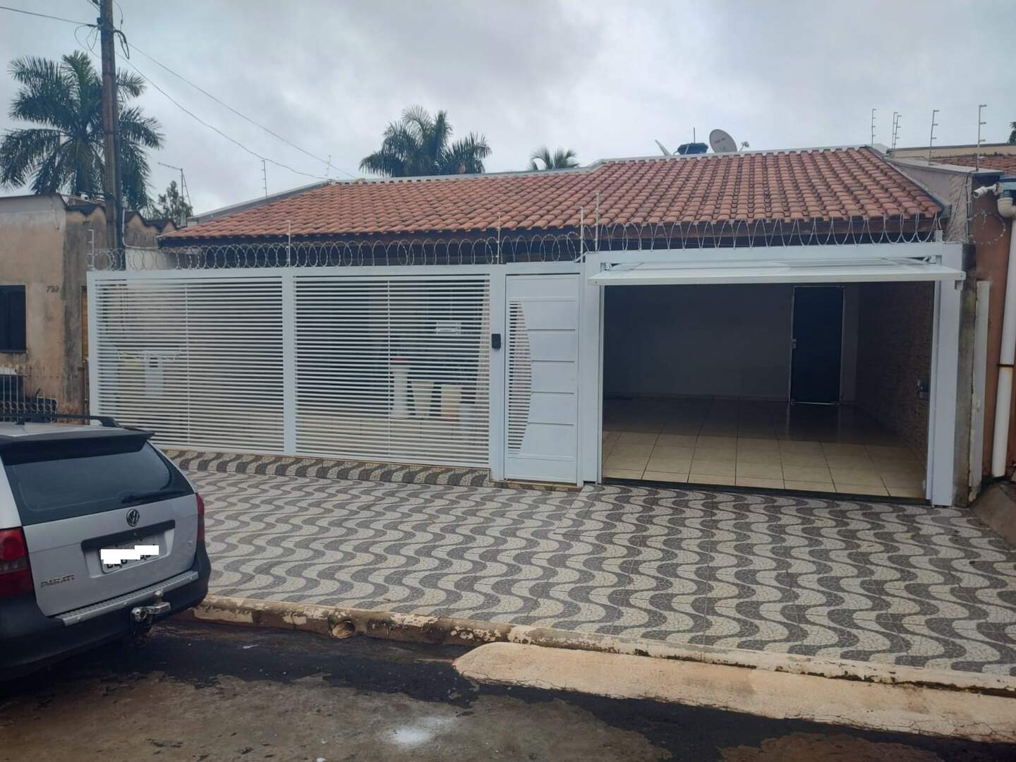Casa à venda no CENTRO: 1ac1931f-eff1-43bb-85ae-c3c34555457e.jpg