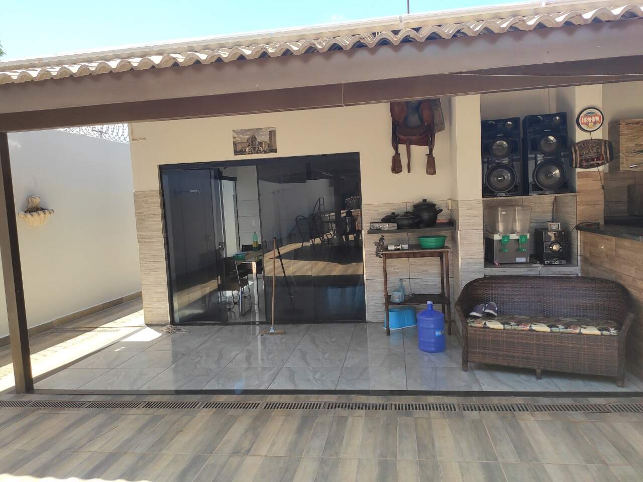 Casa à venda no CENTRO: 8d14bb1d-abce-49ac-8f8f-daf9c80c7d76.jpg