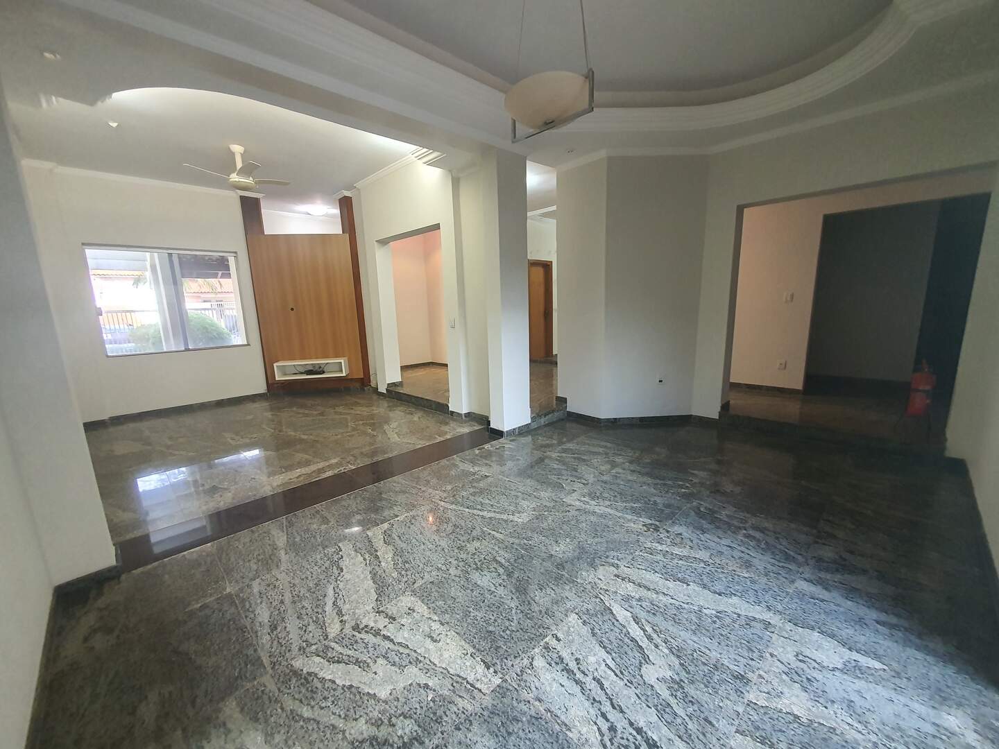 Casa à venda no Centro: 20240628_152914.jpg