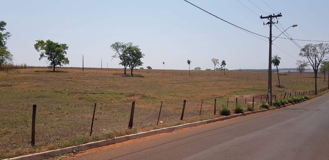 Sítio à venda no Zona Rural: 51bd742f-7e30-4330-9a80-04d95c7d497c.jpg