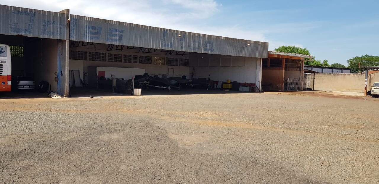 Armazém/Barracão à venda no JARDIM SAMAMBAIA: 58ac0c87-b018-4b63-ac8b-d02d927d19ae.jpg