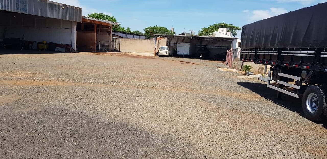 Armazém/Barracão à venda no JARDIM SAMAMBAIA: 6fb77f12-681c-47c0-aa22-48afce51adec.jpg