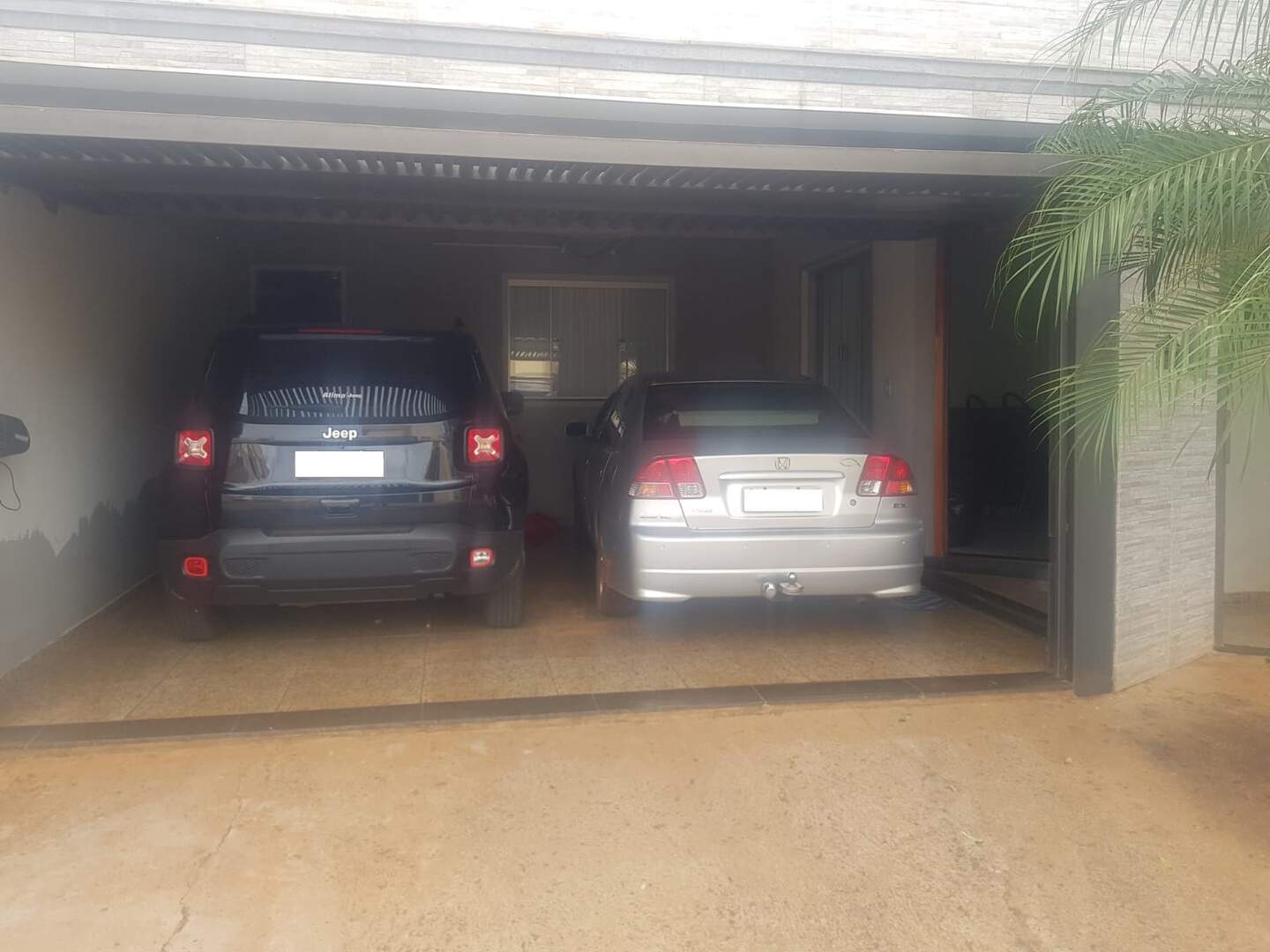 Sobrado à venda no JARDIM RESIDENCIAL ALVORADA: 3a389ce7-5efb-4a2f-acc5-617a0c1b872a.jpg