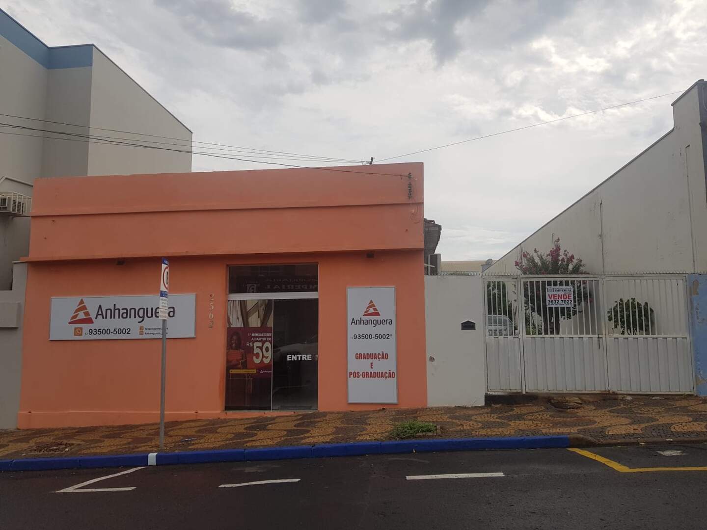 Casa à venda no Centro: 170ff19e-c62c-4d38-bccc-867a3b463879.jpg