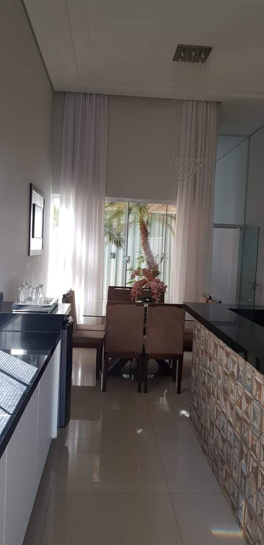 Casa à venda no JARDIM ESTADOS UNIDOS: 1a218612-3ba9-4344-a0c2-b0463d519a4a.jpg