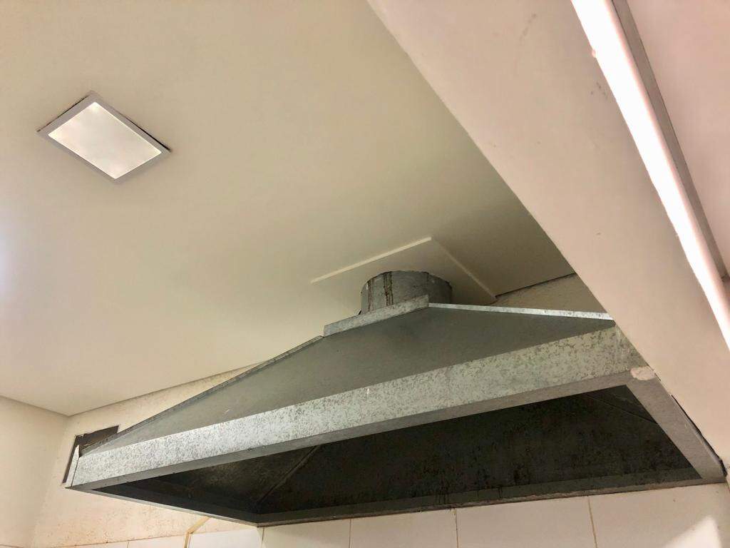 Salão à venda no Centro: 45a88a5d-e475-42b1-a925-c5b12c3a66b6.jpg