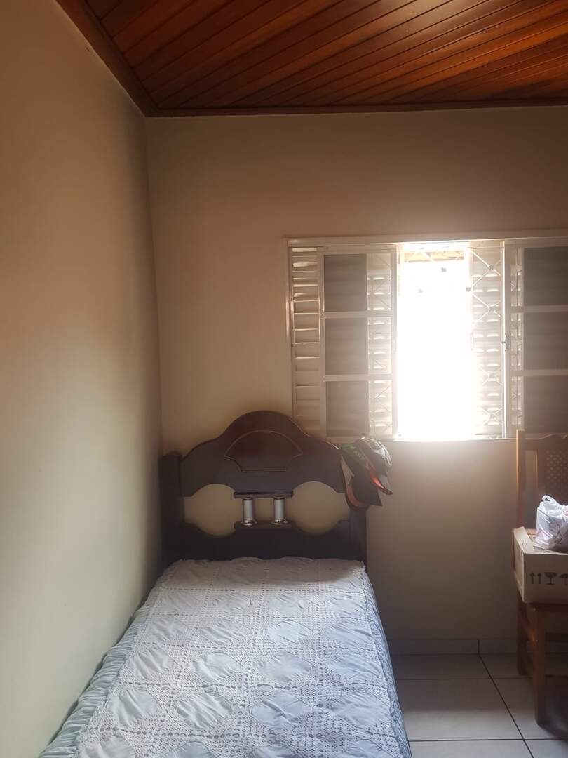 Casa à venda no Conjunto Habitacional José Antonio Caparroz Bogaz II: 5bd2eaa2-1b2a-4197-9e8f-8ac187154384.jpg