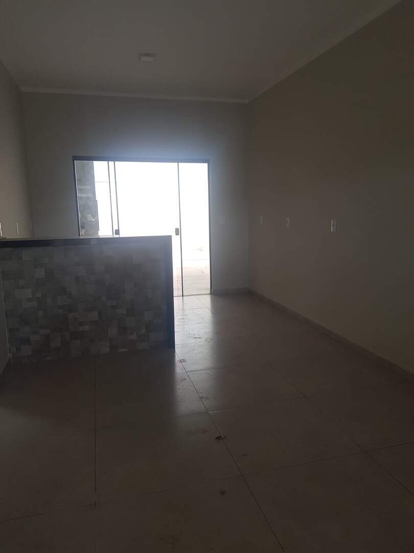 Casa à venda no JARDIM TROPICAL: 3839c261-56b7-4fb0-95f3-ee1d040009bf.jpg