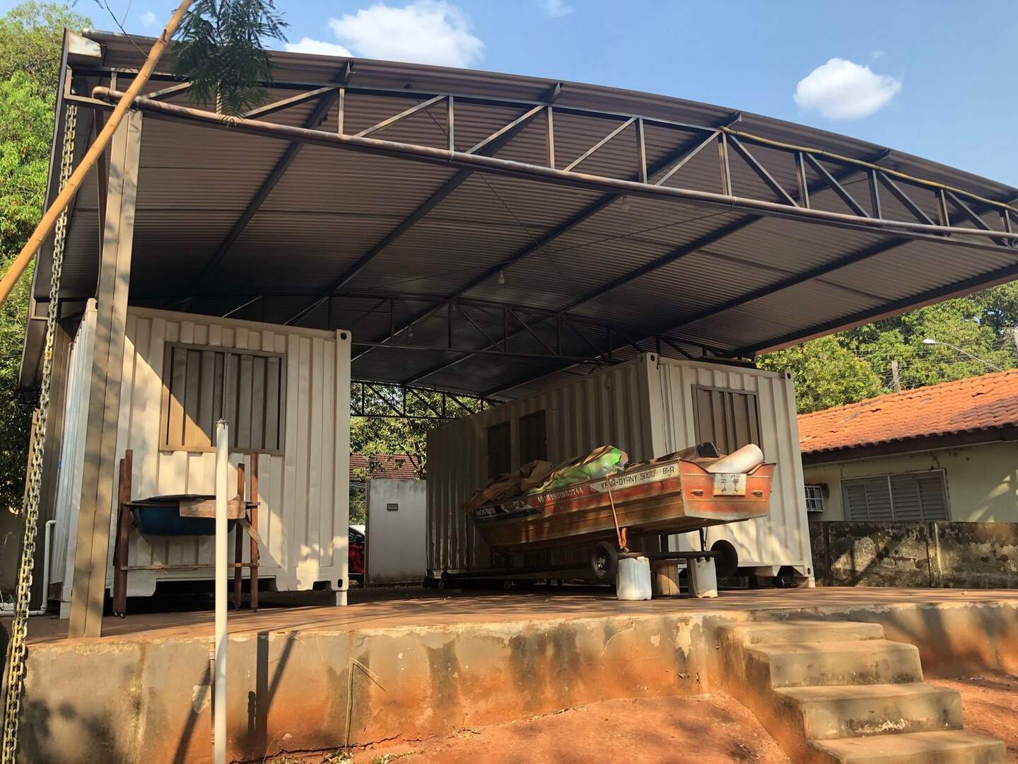 Rancho à venda no Dalas: 06367850-e391-4292-bf2b-e74192c25170.jpg