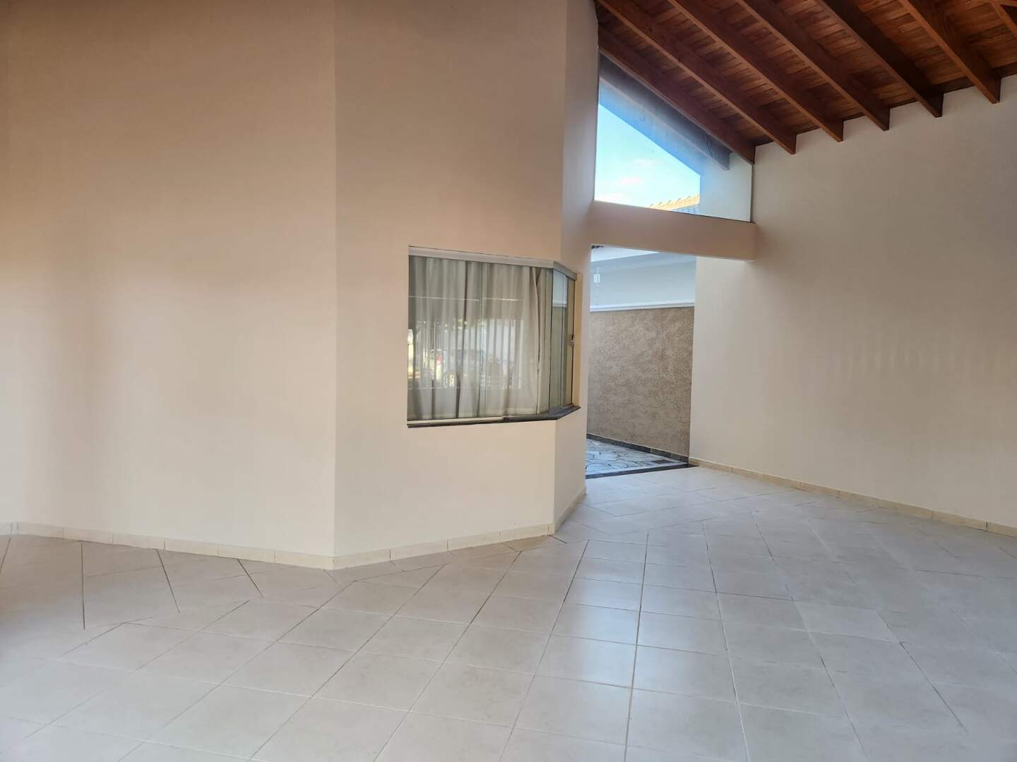 Casa à venda no JARDIM ESTADOS UNIDOS: f92d6671-060b-493e-8f40-249348cd4b13.jpg